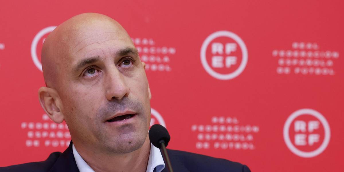 El presidente del fútbol español renunciará tras el beso forzado a la jugadora Jenni Hermoso