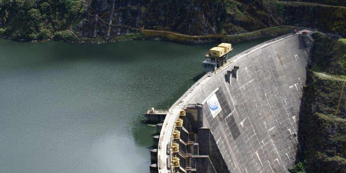 Apagones en Ecuador | Mientras bajan los embalses de las hidroeléctricas, suben las horas de racionamientos