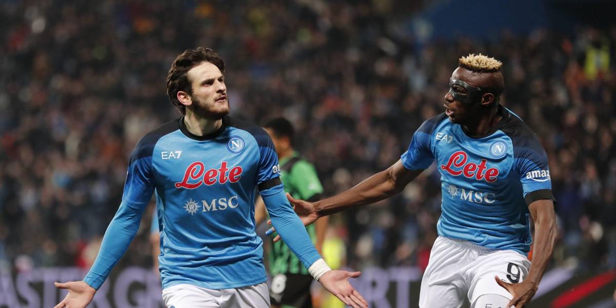 Nápoli se encamina al título tras victoria sobre Sassuolo