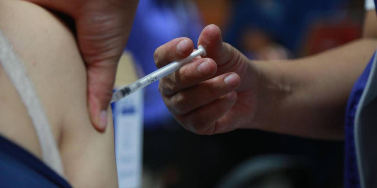 Ecuador contabiliza un fallecido y tres pacientes con fiebre amarilla