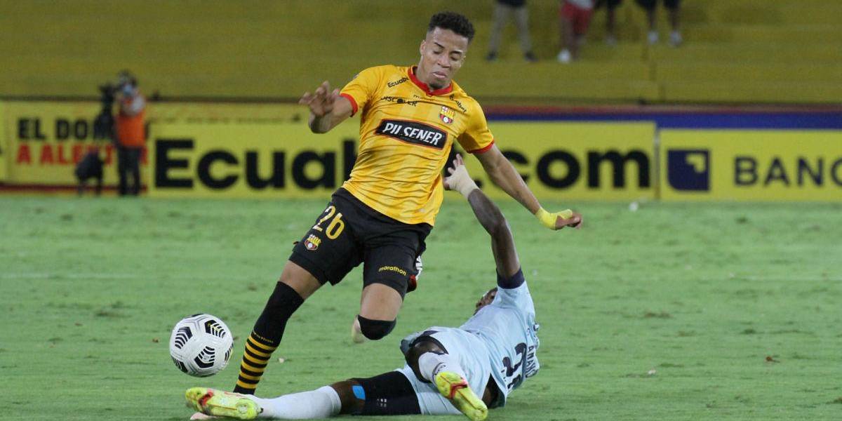 Byron Castillo es elegido en el 11 ideal de la Copa Libertadores