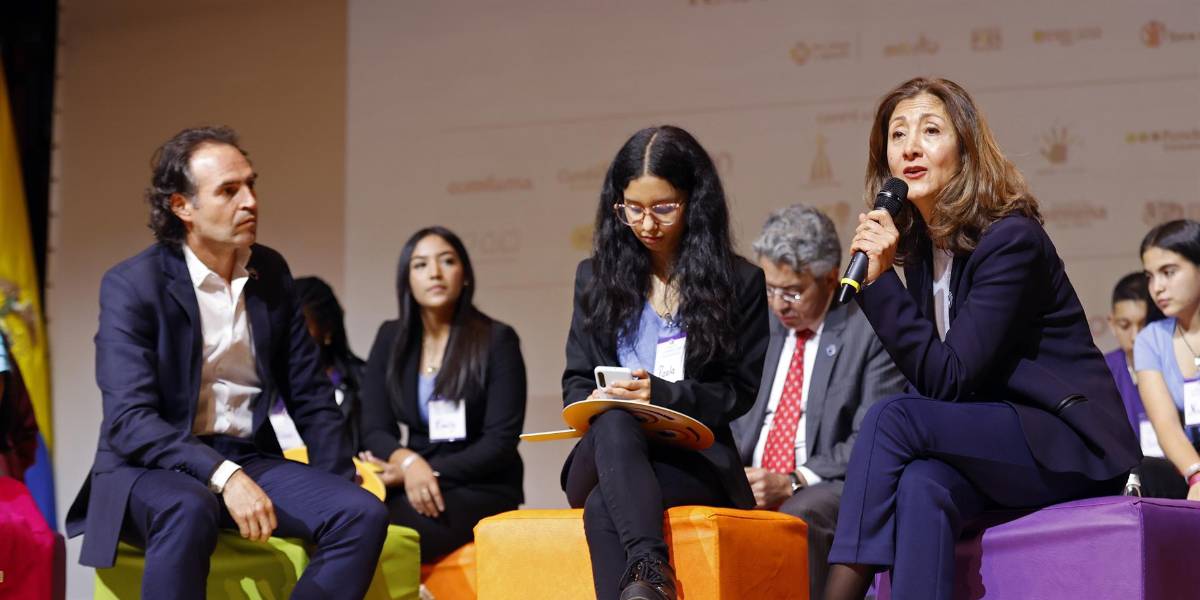 Colombia: incertidumbre en la campaña presidencial a un mes de elecciones