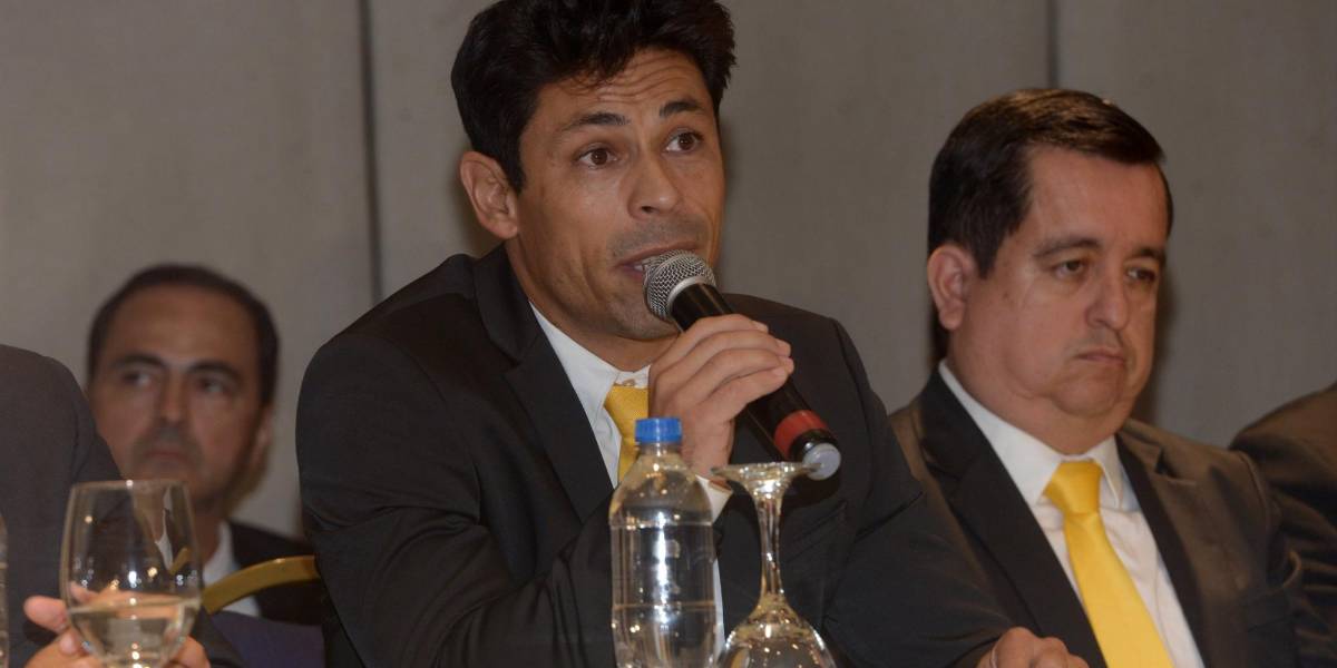 Matías Oyola criticó la contratación de Ariel Holan para Barcelona SC