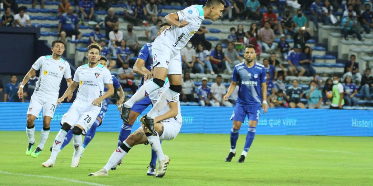 A Igor Oca, DT de Universidad Católica, 'le encantaría' contar con Franklin Guerra