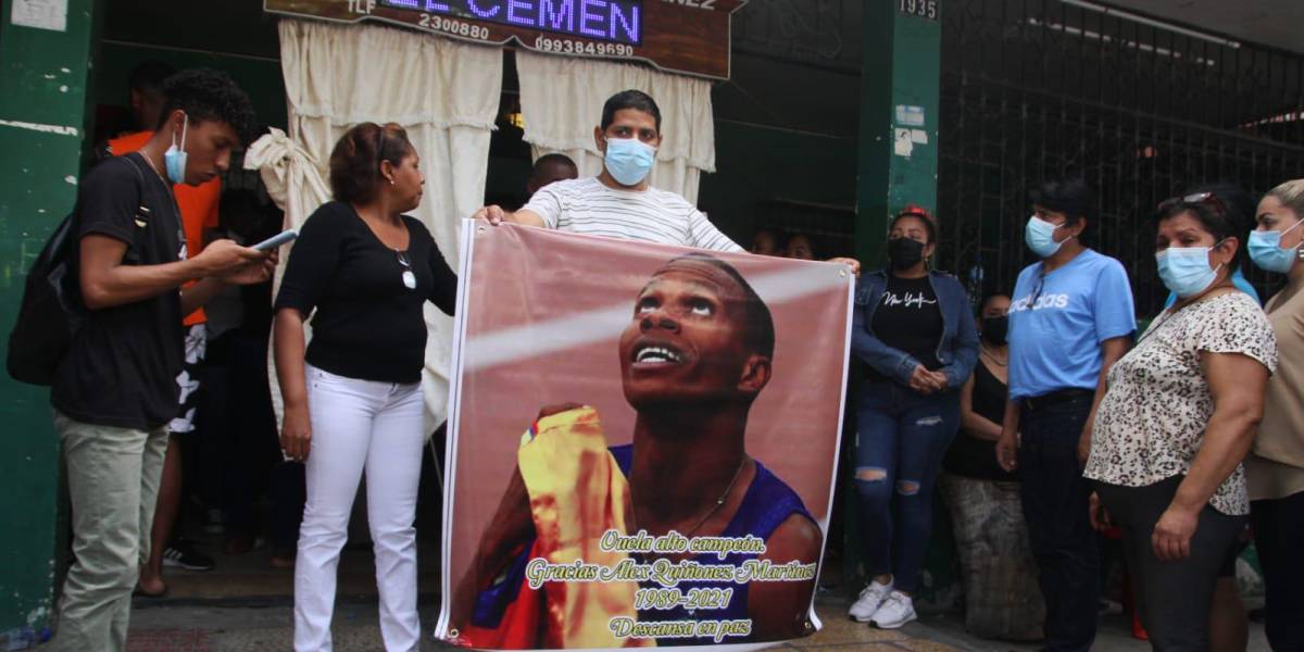 El cuerpo de Álex Quiñónez fue velado en Guayaquil