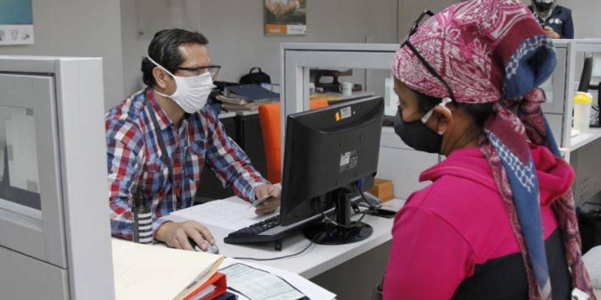 ¿Cómo recibir el bono del MIES en una cuenta bancaria?