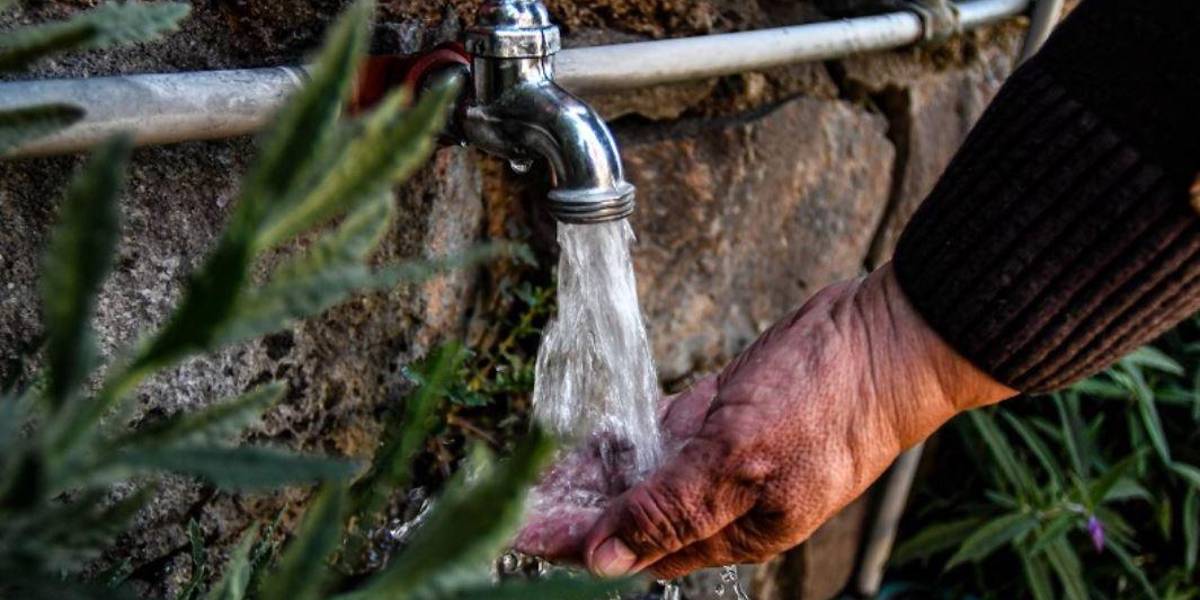 El 92 % de sur de Quito ya tiene agua potable, asegura el Municipio