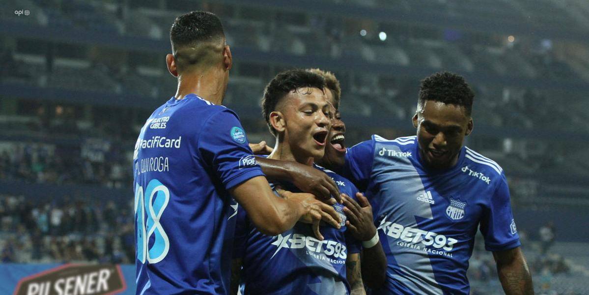 Emelec inicia la LigaPro 2022 con goleada sobre Macará