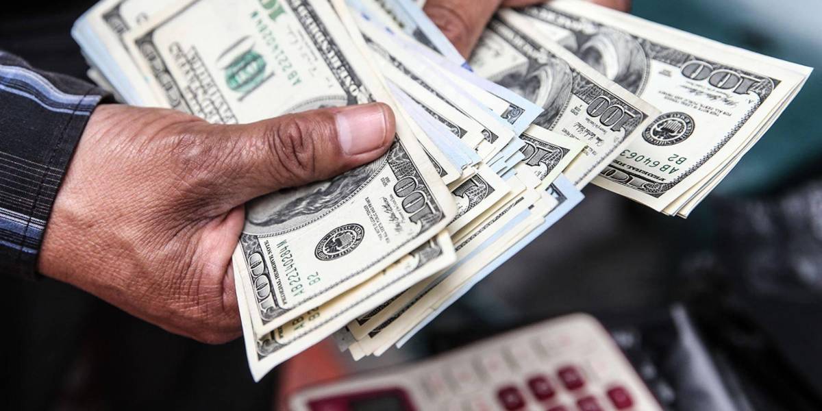 El 63% de las remesas que llegan a Ecuador provienen de Estados Unidos