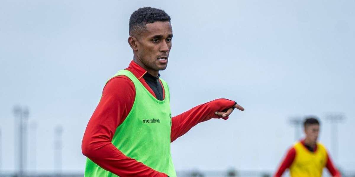 Fidel Martínez, nuevo jugador de El Nacional