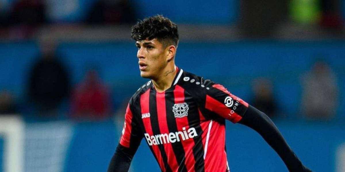 Piero Hincapié: Liverpool alista 45 millones de dólares por su fichaje