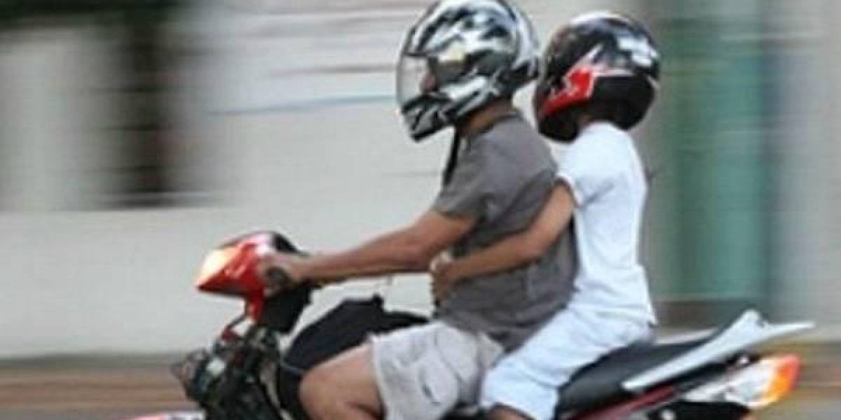 Guayas: Municipios analizan pedido de prohibir circulación de dos personas en moto
