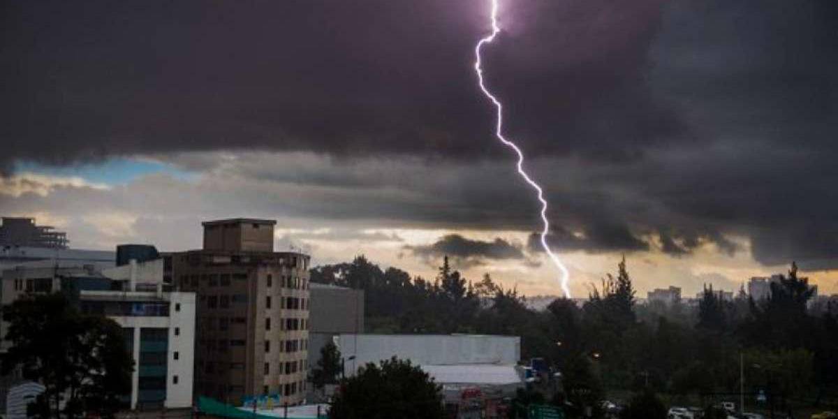 Clima 16 de octubre: Continuarán las tormentas eléctricas acompañadas con lluvia en la Sierra y Amazonía