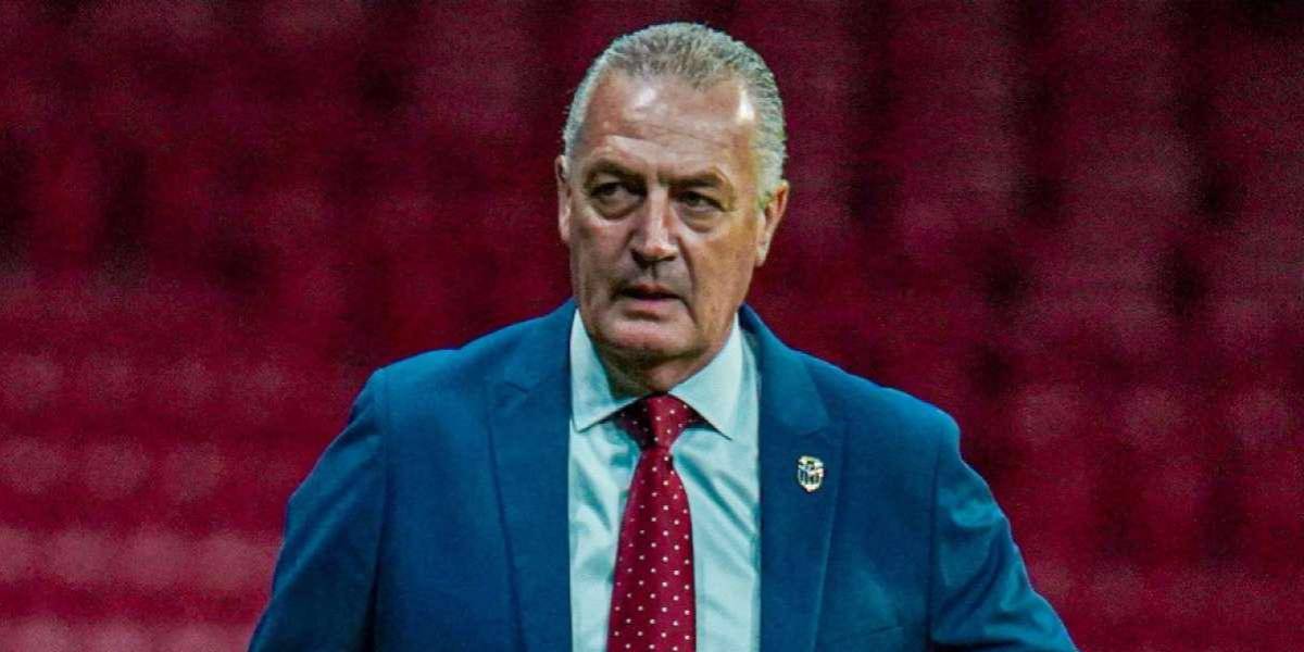 Gustavo Alfaro no va más con la selección de Ecuador
