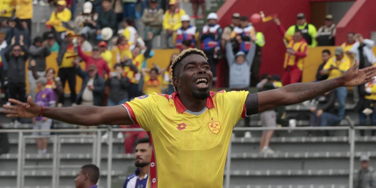 Michael Carcelén y Octavio Rivero lideran la tabla de goleadores de la LigaPro Ecuabet