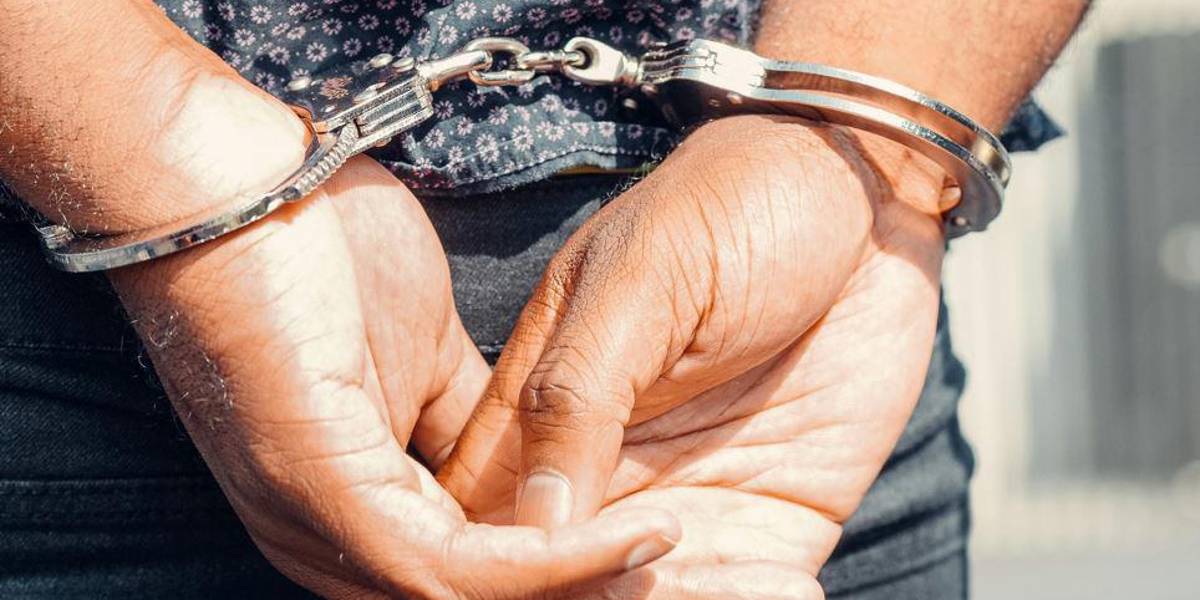 Un hombre es investigado por la presunta violación a su hijastra adolescente, en Quito