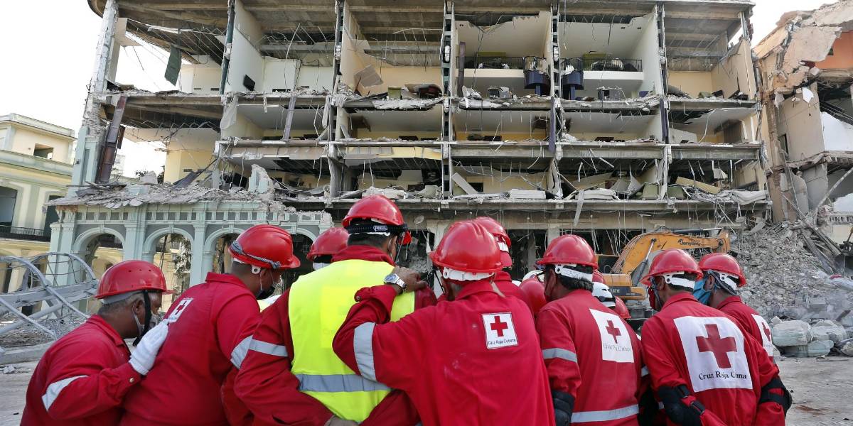 Elevan a 30 la cifra de muertos en la explosión de un hotel en La Habana