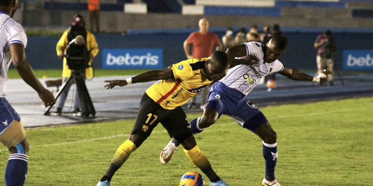 Jorge Célico debuta con triunfo y da liderato a Barcelona en Ecuador
