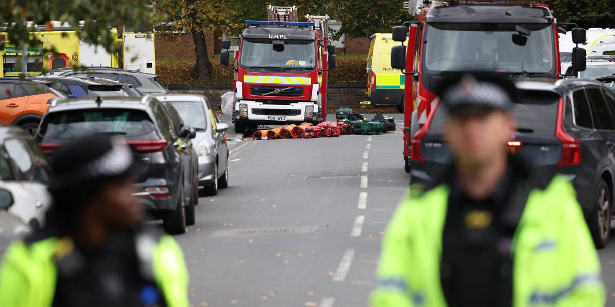 Dos muertos y cuatro heridos por ataque en el exterior de una sinagoga en Manchester