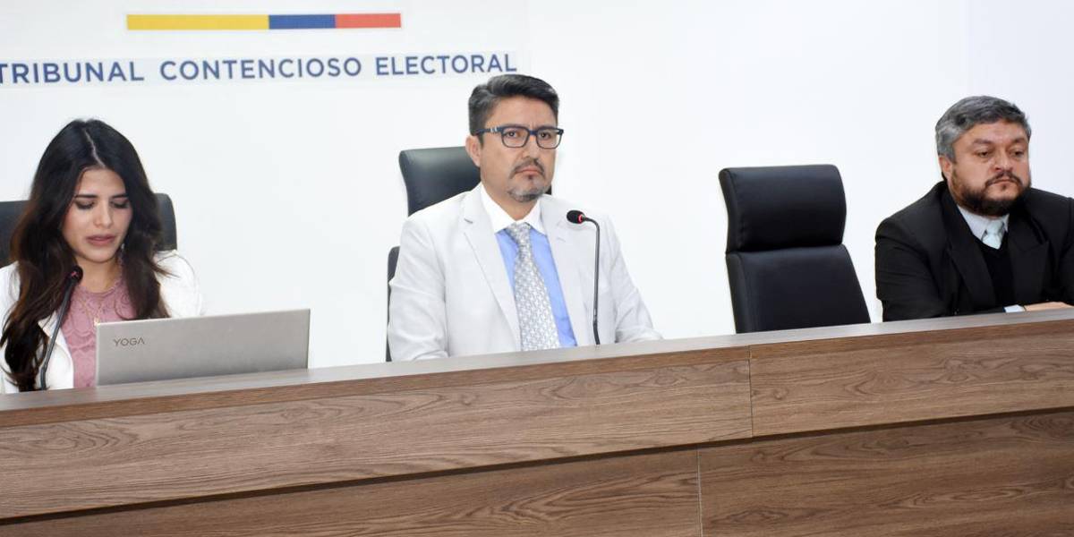 Guillermo Ortega, juez del TCE, tiene una investigación previa por presunto cohecho y concusión
