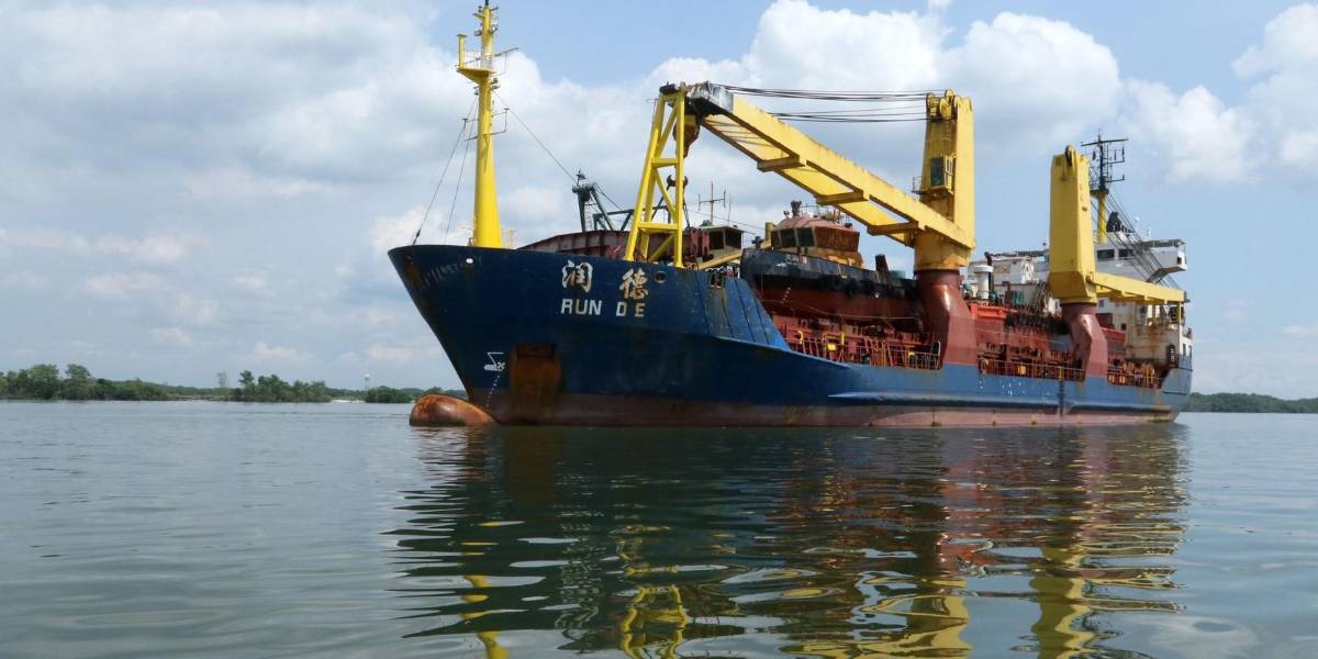 La draga ya está en Guayaquil, pero los trabajos no iniciarán inmediatamente