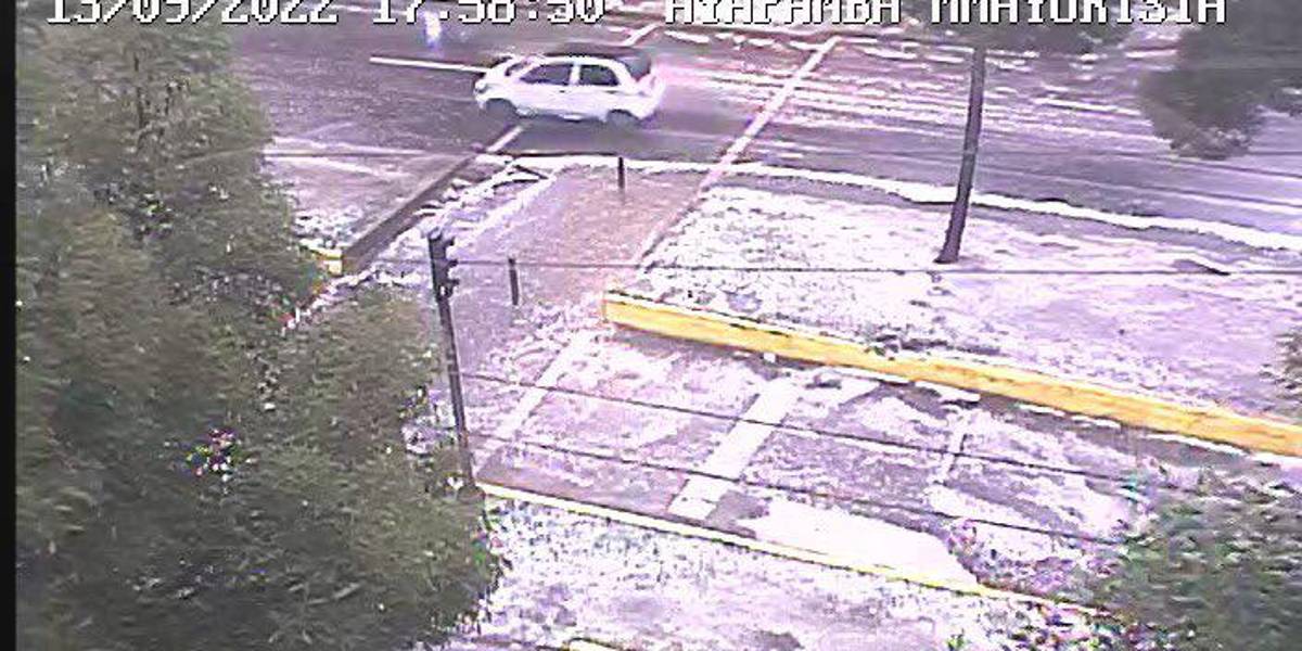 Fuerte lluvia y caída de granizo se registra en varios sectores de Quito