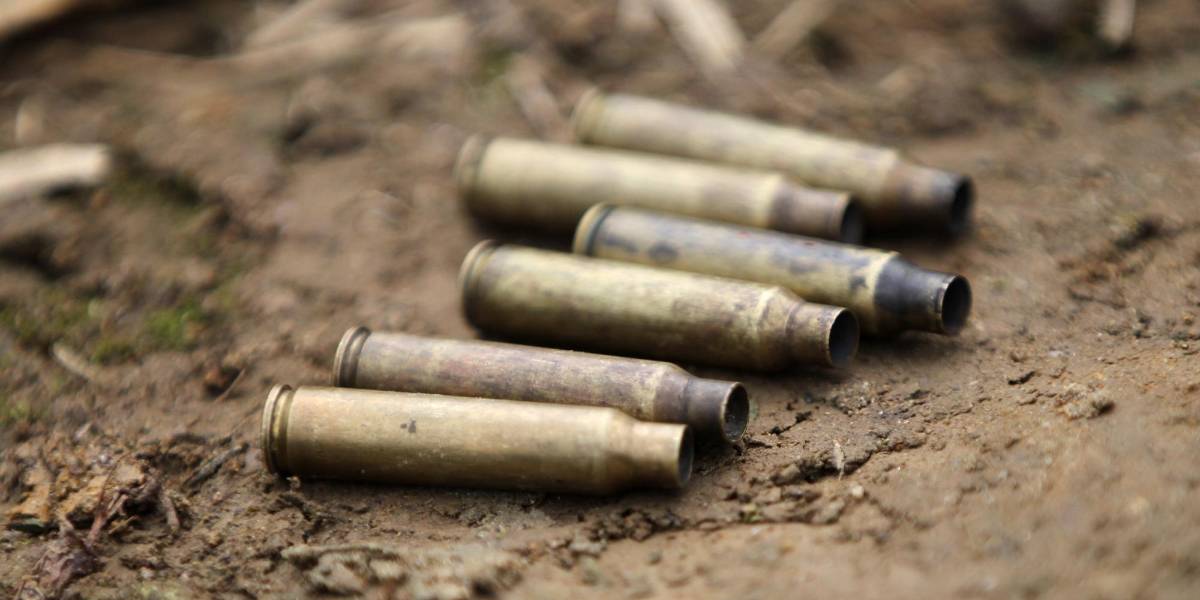 La principal disidencia de las FARC decide su papel en la paz de Colombia