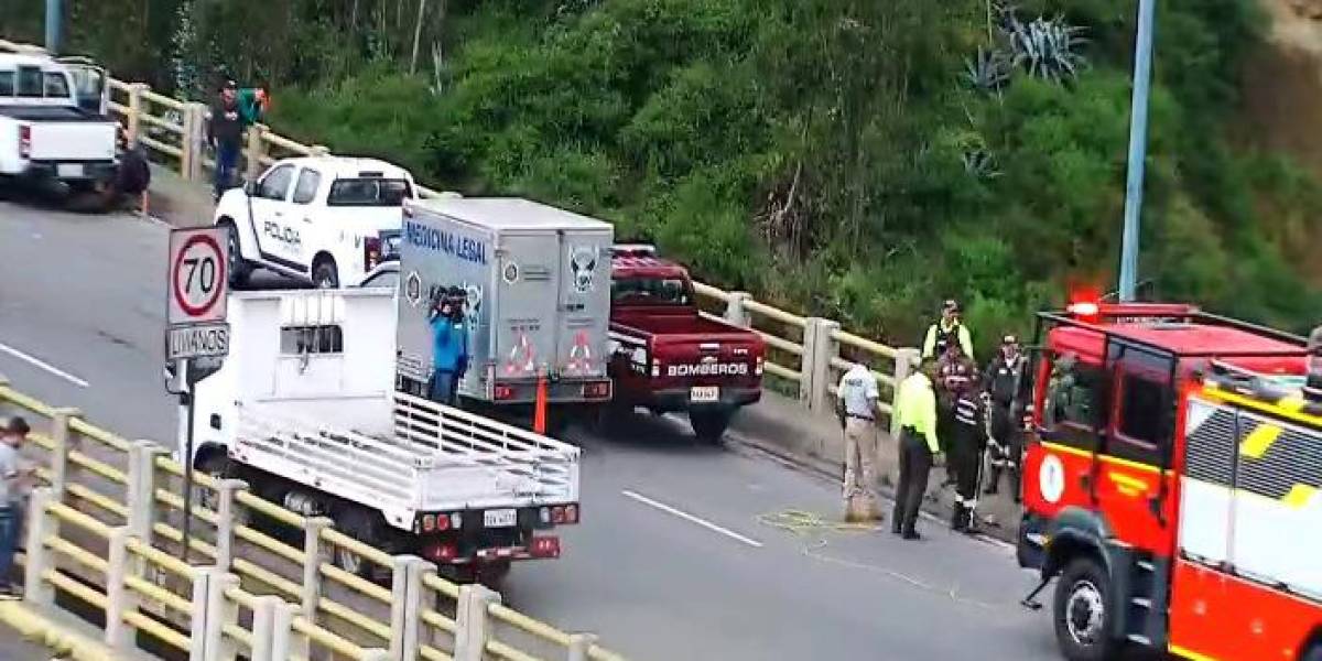 Quito: una persona se lanzó desde el puente de Gualo
