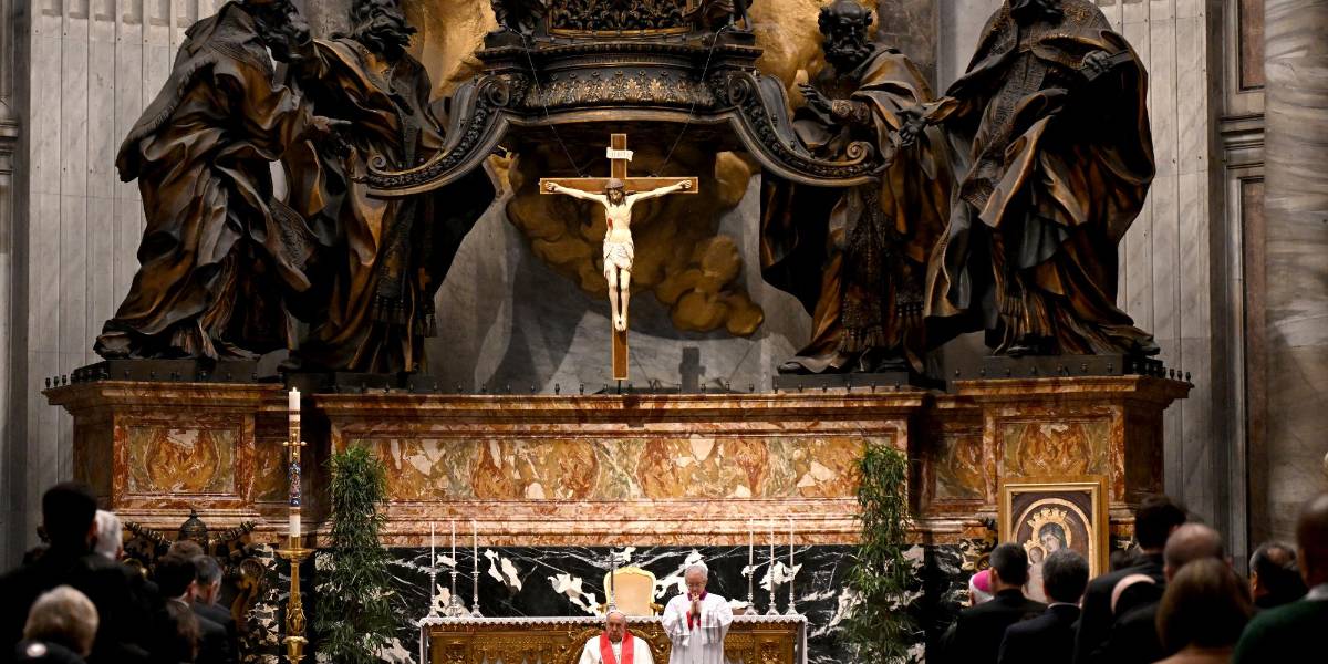 El Vaticano activa el protocolo fúnebre tras la muerte del Papa Francisco