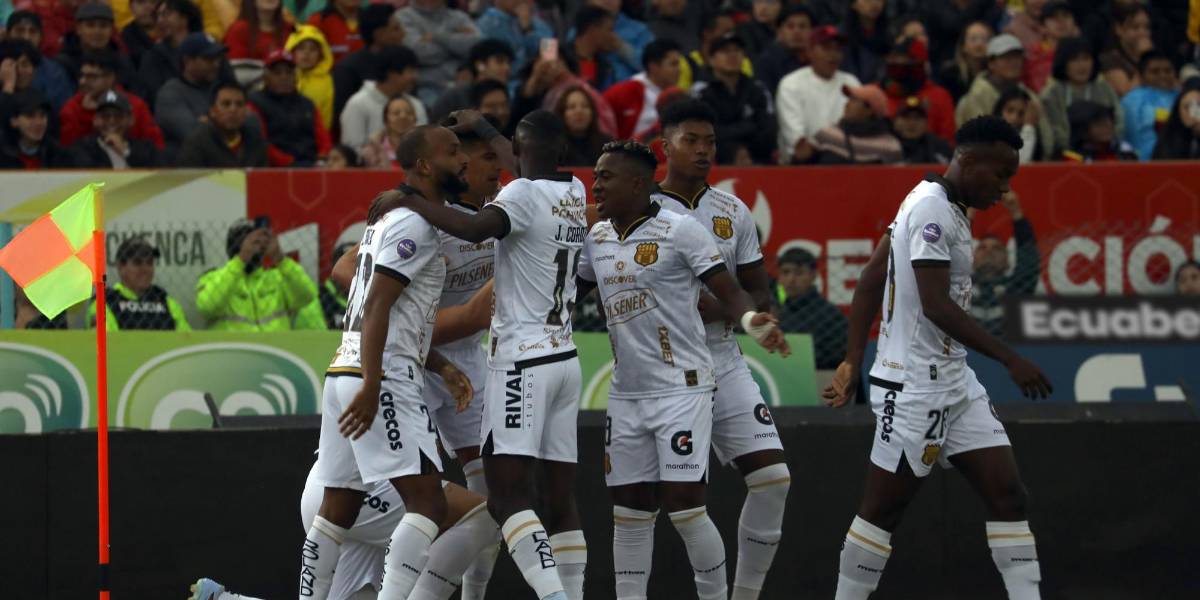 Barcelona ganó 1-0 en Cuenca y corta la distancia con IDV