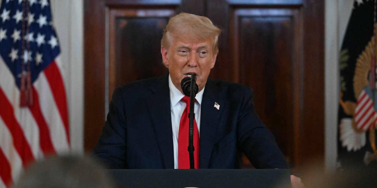 Trump culpa a Biden de la caída inesperada del PIB de EE. UU. en el primer trimestre