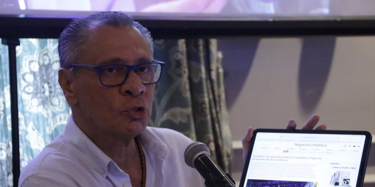 Jorge Glas presentó una denuncia de extorsión en contra de una antigua asesora de la Vicepresidencia de Ecuador
