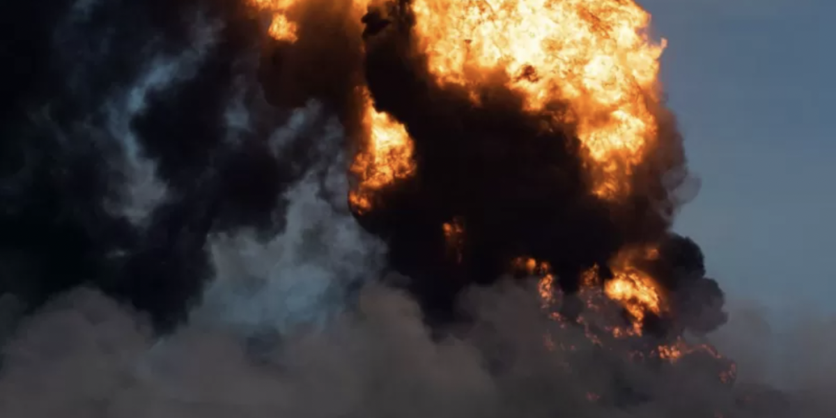 Matanzas: por qué no se ha logrado controlar el fuego en un depósito de combustible en Cuba