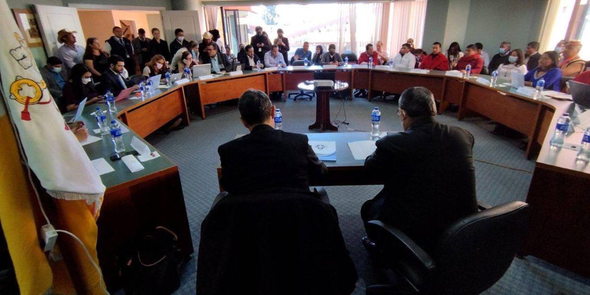 Gobierno e indígenas definen hoja de ruta en su primera reunión de las mesas de diálogo
