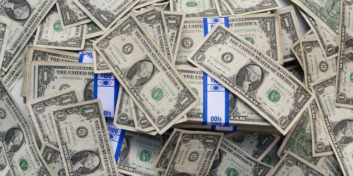 Los grupos sindicales piden un aumento justo del sueldo básico que refleje el costo de vida