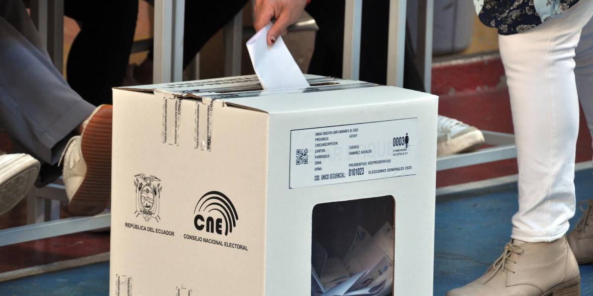 ¿Otra consulta para acumular más poder?