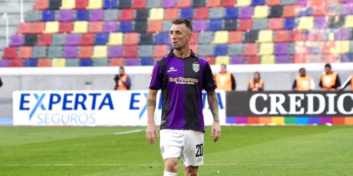 Damián Díaz debutó con empate en Banfield de Argentina