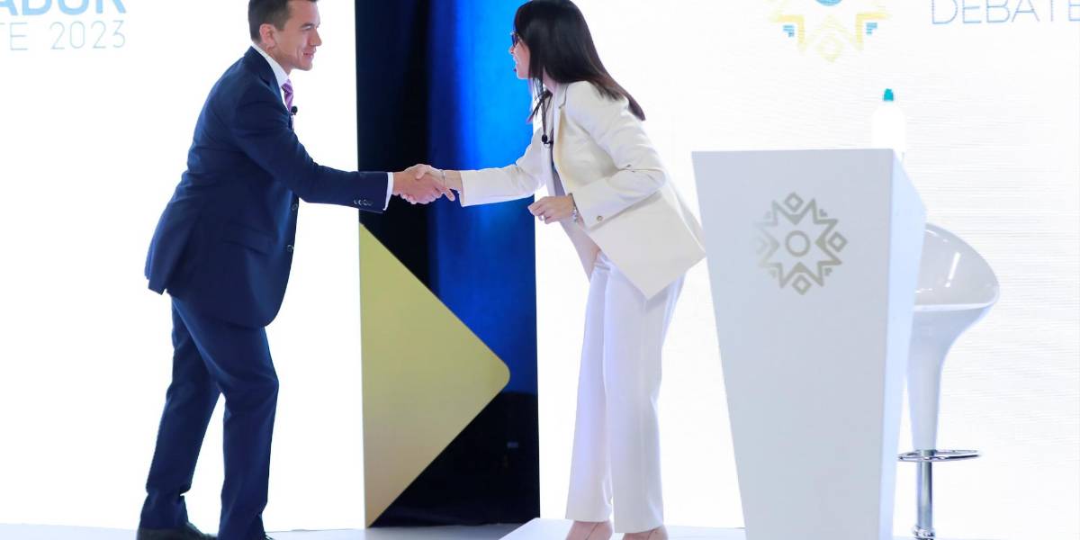 Aquiles Álvarez invita a Daniel Noboa y Luisa González a la sesión solemne de la Independencia de Guayaquil