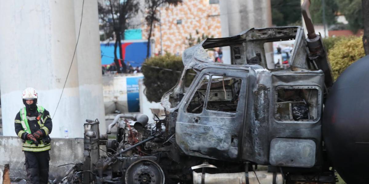 La pipa de gas que explotó en Ciudad de México ya deja cuatro fallecidos y 90 heridos