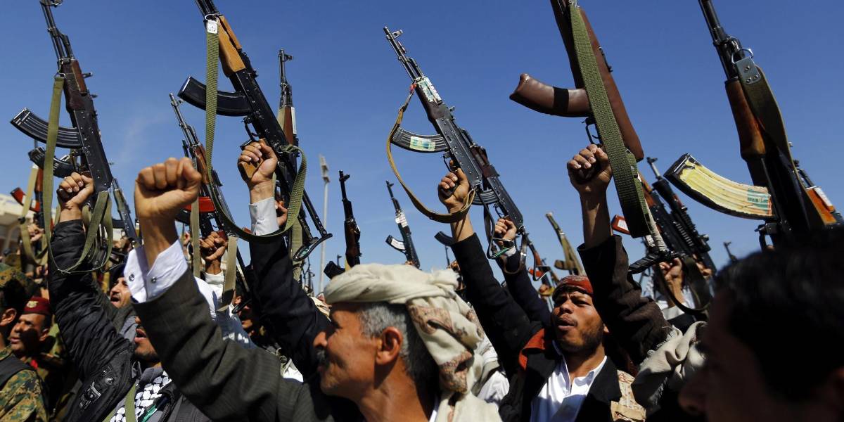 Israel asegura que ha destruido el palacio presidencial de los hutíes en Yemen