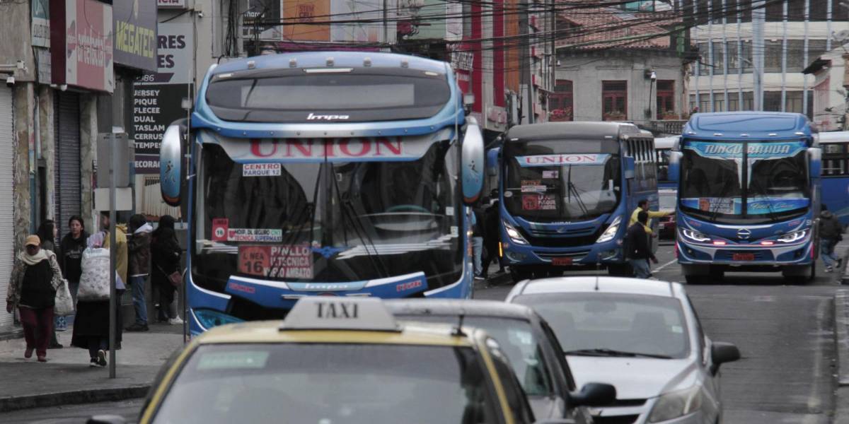 Ministerio anuncia que transportistas podrán retirar hasta USD 2 000 en efectivo