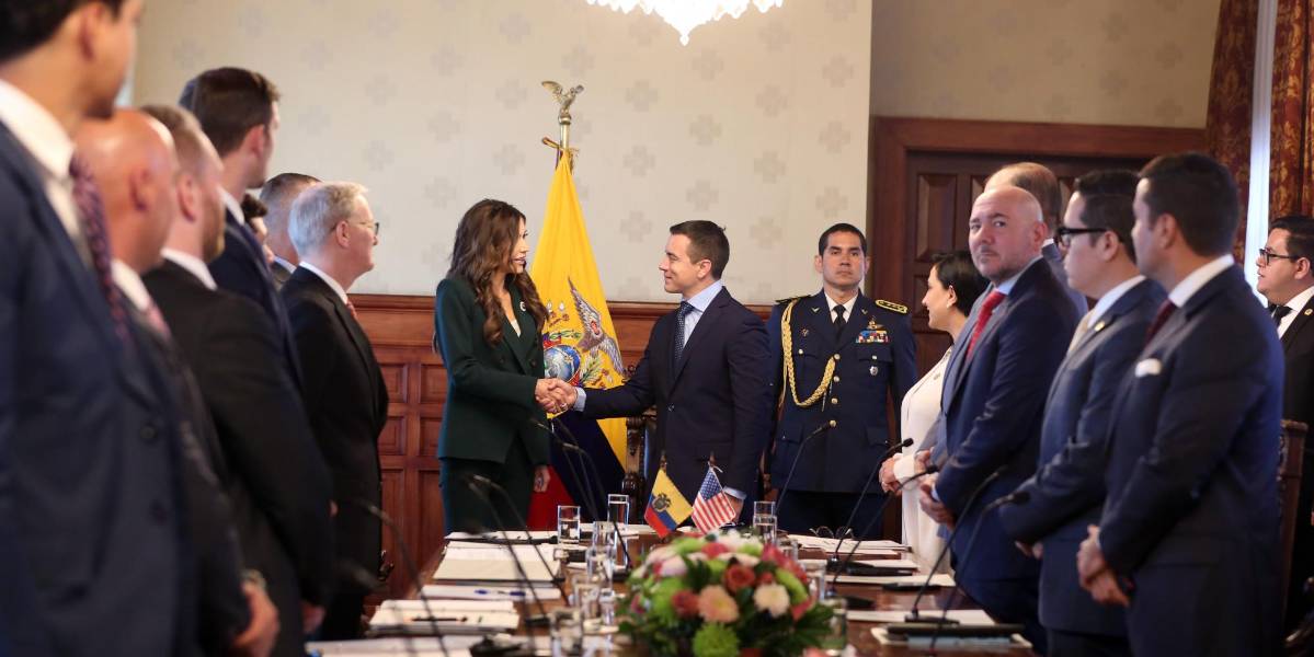 Ecuador acumula acuerdos de cooperación en seguridad con EE. UU. desde hace cinco años