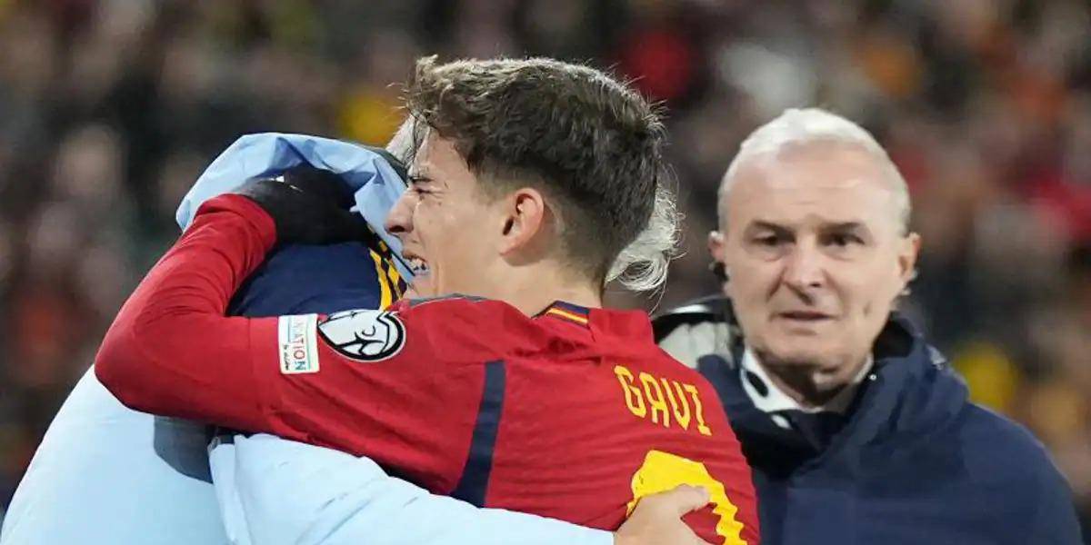 Gavi sufre una grave lesión de la rodilla en pleno duelo con España