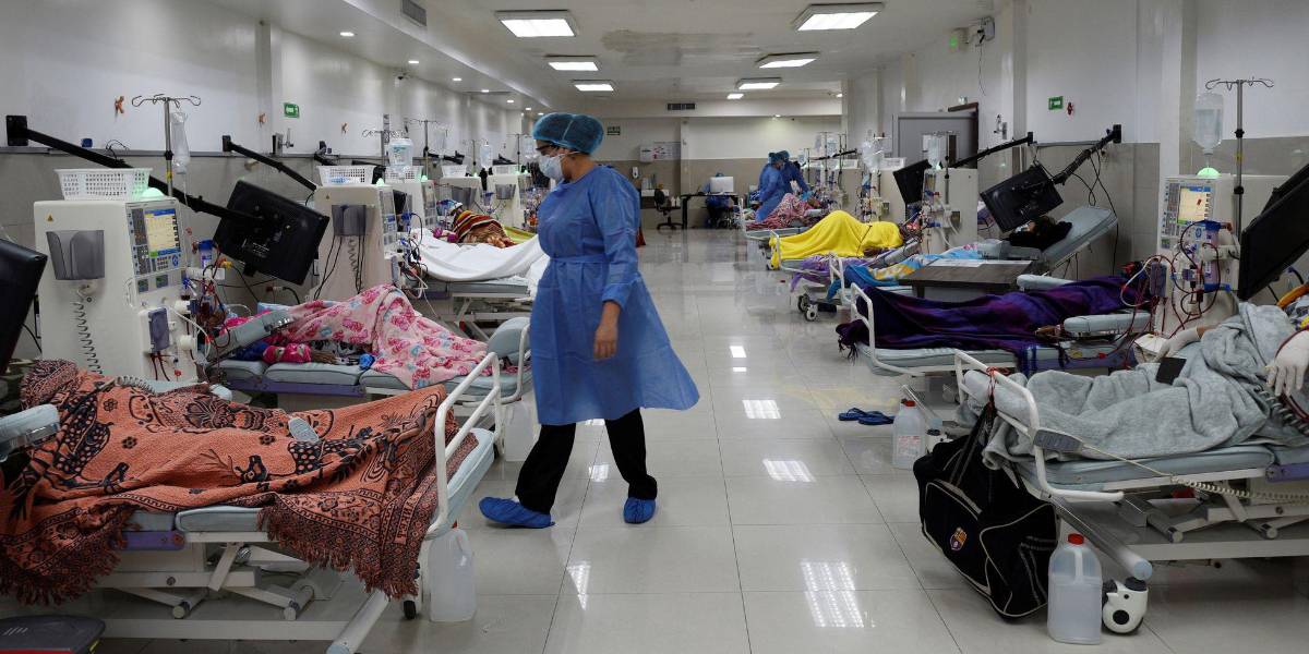 Ecuador inicia el 2022 con 2202 nuevos contagios por COVID-19 y acumula más de 550 mil positivos