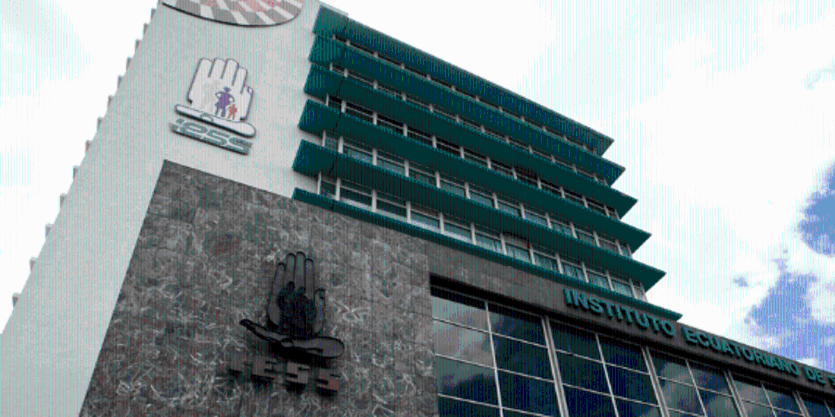 Incapacidad y reposos: cómo registrar certificados en el IESS y tiempos máximos