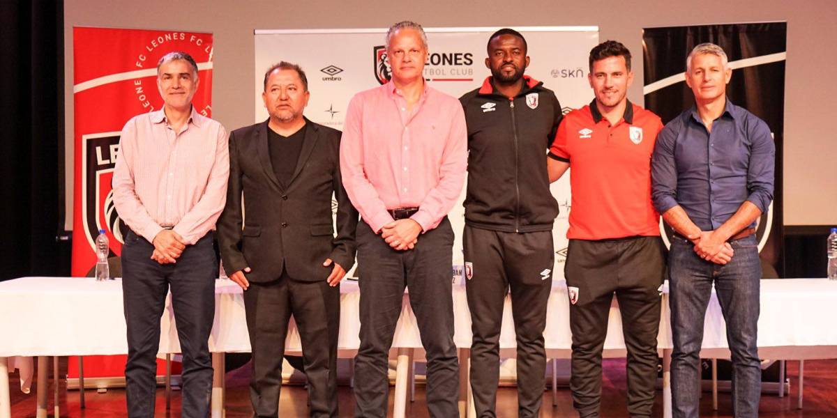 Esteban Paz presentó la nueva imagen de Leones Fútbol Club, su nuevo equipo