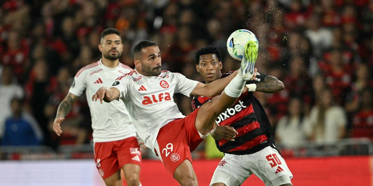 Duelo de ecuatorianos en la Copa Libertadores: Flamengo, de Gonzalo Plata, derrotó al Inter de Porto Alegre