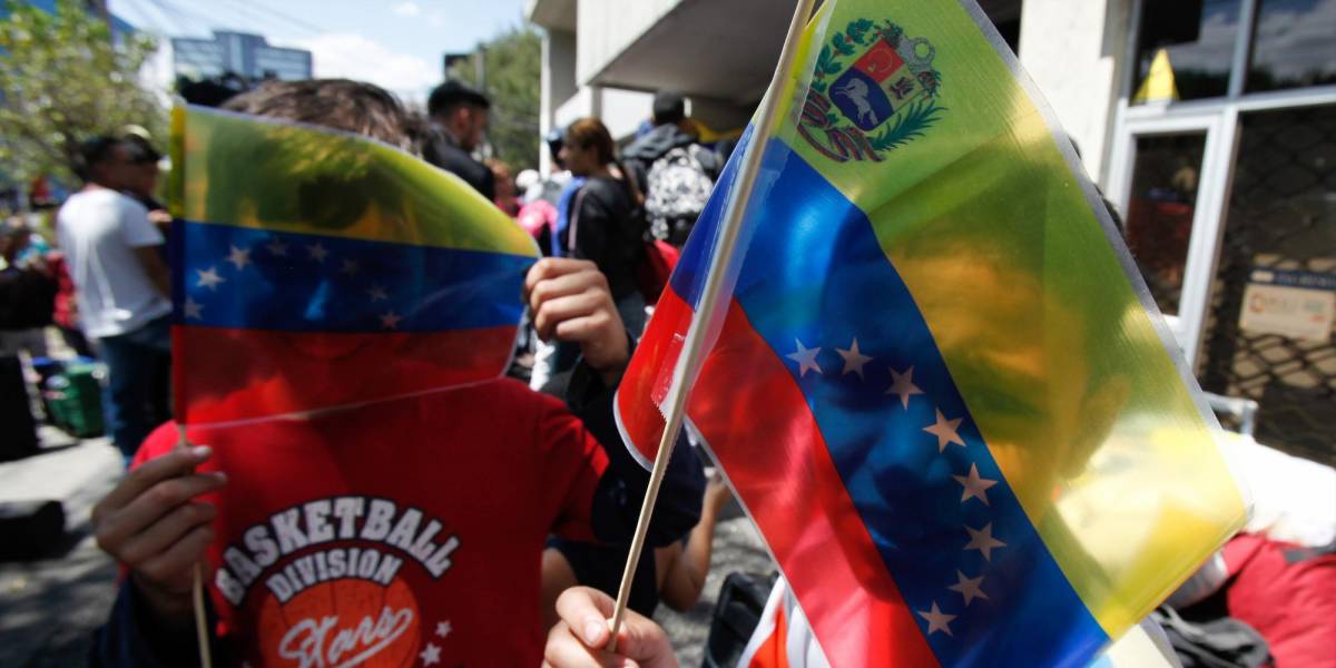 Casi 4.000 venezolanos llegaron a Ecuador tras anuncio de expulsiones en Perú