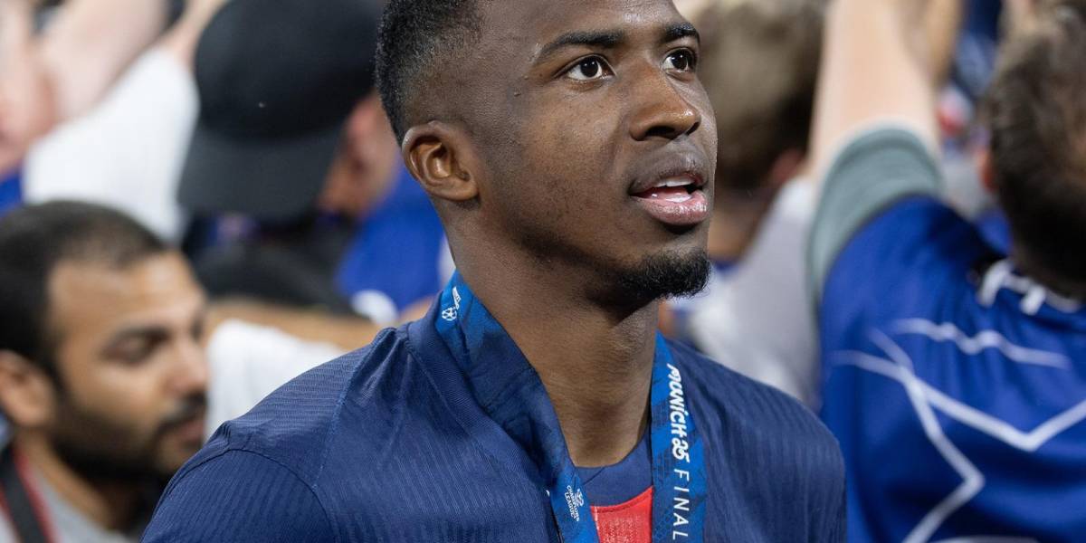 Willian Pacho elevó hasta los USD 74 millones su valor de mercado tras salir campeón de la Champions League con el PSG