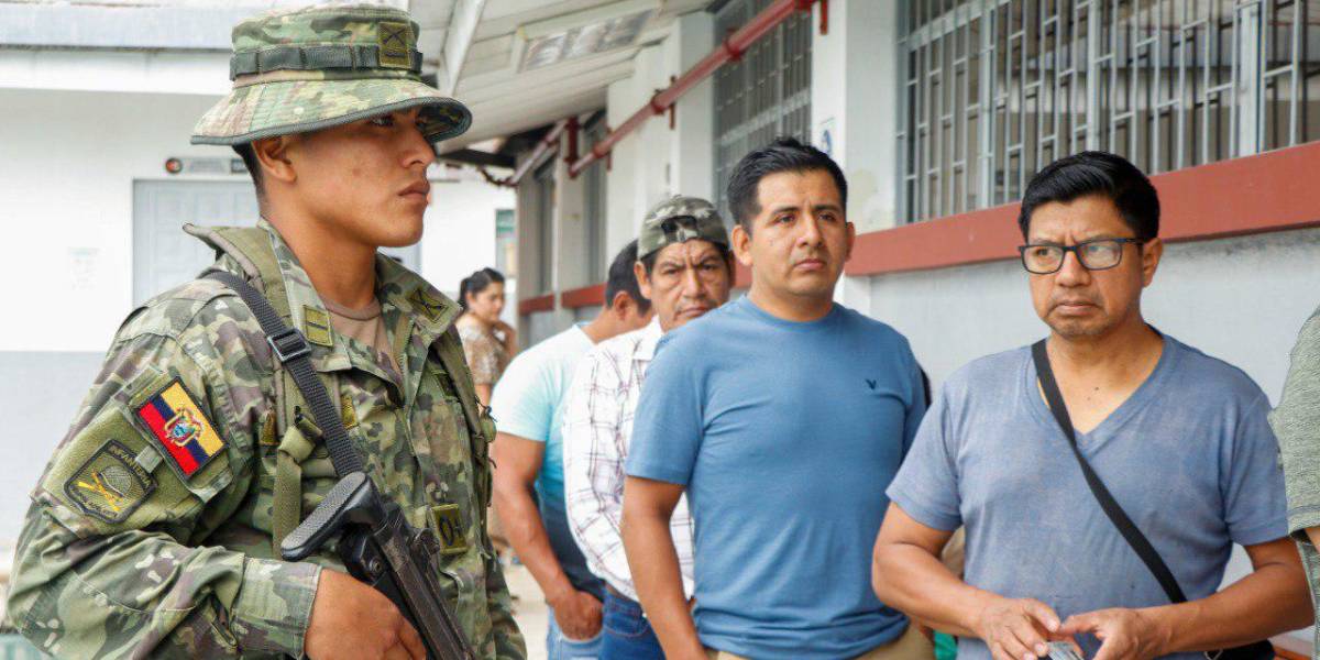 Referéndum y consulta popular 2025 | Pese a la prohibición, ciudadanos comparten su voto en redes sociales